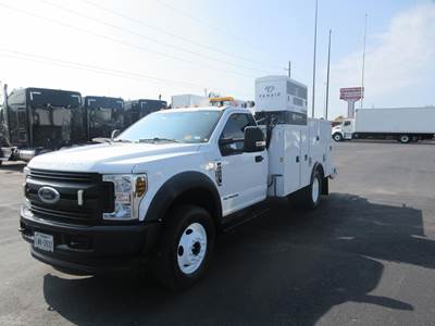 Ford F-550 XL Mechanic / Service Truck - 6.7L POWER STROKE, 330HP, 6 Speed Automatic