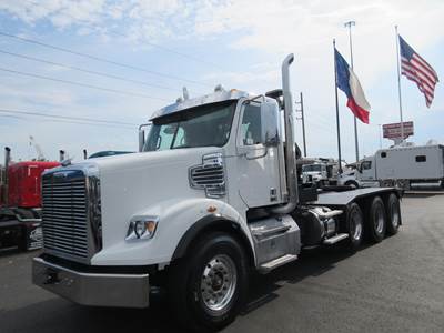 Freightliner Coronado 122 SD Tri Axle Oil Field Truck - Detroit, 500HP, 18 Speed Manual