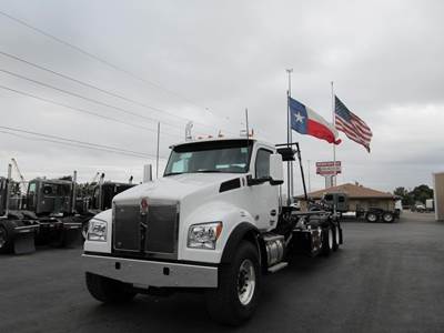 Kenworth T880 Roll Off Truck - Paccar, 455HP, 6 Speed Allison Rds Automatic