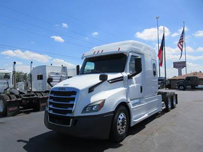 Freightliner Cascadia 126 Sleeper Semi Truck - 60" Mid Roof Sleeper, Detroit 450HP, 12 Speed Automatic