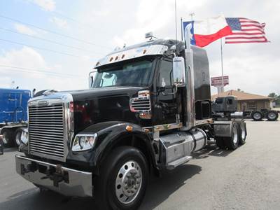 Freightliner Coronado 122 SD Sleeper Semi Truck - 70" Mid Roof Sleeper, Detroit 505HP, 18 Speed Ultrashift Automatic
