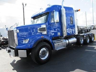 Freightliner Coronado 122 SD Tri Axle Sleeper Semi Truck - 70" Mid Roof Sleeper, Detroit 560HP, 18 Speed Manual