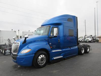 International LT Sleeper Semi Truck - 73" Raised Roof Sleeper, Cummins 450HP, 12 Speed Automatic