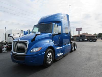 International LT Sleeper Semi Truck - 73" Raised Roof Sleeper, Cummins 450HP, 12 Speed Automatic