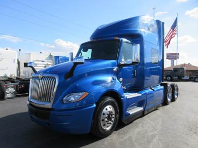 International LT Sleeper Semi Truck - 73" Raised Roof Sleeper, Cummins 450HP, 12 Speed Automatic