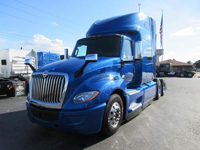 International LT Sleeper Semi Truck - 73" Raised Roof Sleeper, Cummins 450HP, 12 Speed Automatic