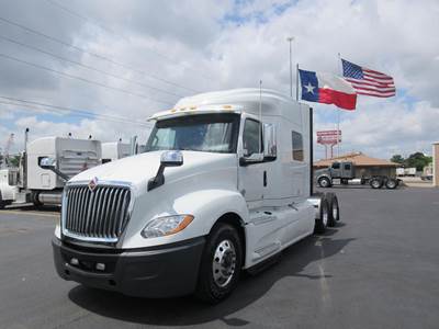 International LT Sleeper Semi Truck - 73" Mid Roof Sleeper, Cummins 450HP, 10 Speed Automatic