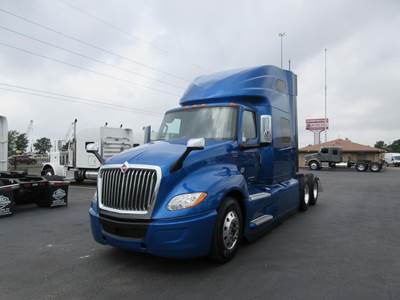 International LT Sleeper Semi Truck - 73" Raised Roof Sleeper, Cummins 450HP, 12 Speed Automatic