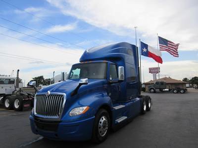 International LT Sleeper Semi Truck - 73" Raised Roof Sleeper, Cummins 450HP, 12 Speed Automatic