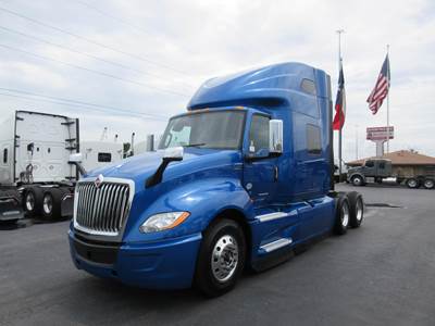 International LT Sleeper Semi Truck - 73" Raised Roof Sleeper, Cummins 450HP, 12 Speed Automatic