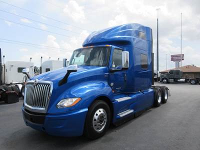 International LT Sleeper Semi Truck - 73" Raised Roof Sleeper, Cummins 450HP, 12 Speed Automatic