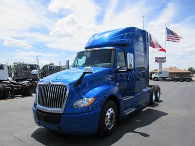 International LT Sleeper Semi Truck - 73" Raised Roof Sleeper, Cummins 450HP, 12 Speed Automatic