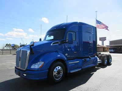 Kenworth T680 Sleeper Semi Truck - 76" Raised Roof Sleeper, Cummins 450HP, 12 Speed Endurant Automatic