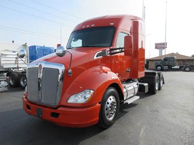 Kenworth T680 Sleeper Semi Truck - 48" Mid Roof Sleeper, Paccar 455HP, 12 Speed Automatic