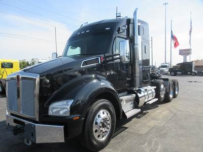Kenworth T880 Tri Axle Sleeper Semi Truck - 52" Mid Roof Sleeper, Cummins 565HP, 18 Speed Manual