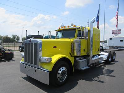 Peterbilt 389 Sleeper Semi Truck - 60" Flat Top Sleeper, Detroit 500HP, 13 Speed Manual