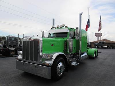Peterbilt 389 Sleeper Semi Truck - 60" Flat Top Sleeper, Cummins 605HP, 18 Speed Endurant Manual