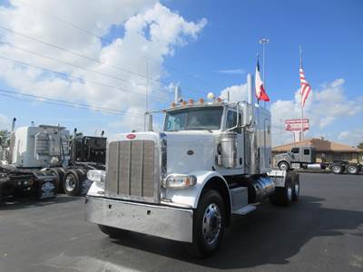 Peterbilt 389 Sleeper Semi Truck - 60" Flat Top Sleeper, Cummins 500HP, 13 Speed Manual