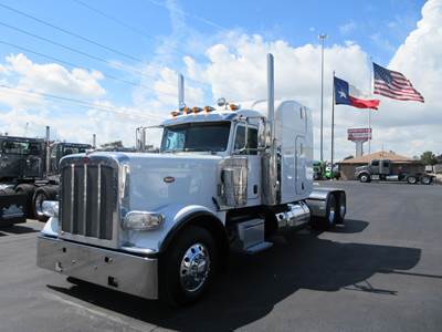 Peterbilt 389 Sleeper Semi Truck - 60" Mid Roof Sleeper, Cummins 550HP, 13 Speed Manual