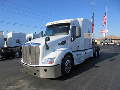 Peterbilt 579 Sleeper Semi Truck - 80" Mid Roof Sleeper, Cummins 450HP, 10 Speed Automatic