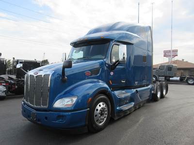 Peterbilt 579 Sleeper Semi Truck - Mid Roof Sleeper, Paccar 455HP, 12 Speed Endurant Automatic