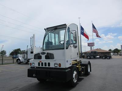 Autocar ACTT Xspotter Yard Spotter Truck - Cummins, 200HP, 6 Speed Automatic