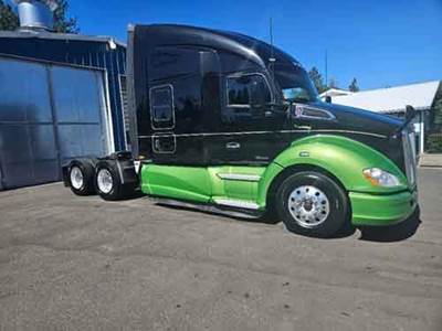 Kenworth T680 Day Cab Truck - Paccar 405HP