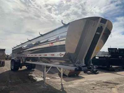 Travis 39 ALUMINUM FIXED CLOSED TANDEM 1/2 ROUND END DUMP End Dump Trailer