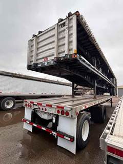 Fontaine 48x102 Tri Axle Combination Flatbed Trailer - Air Ride, Fixed Spread Axle