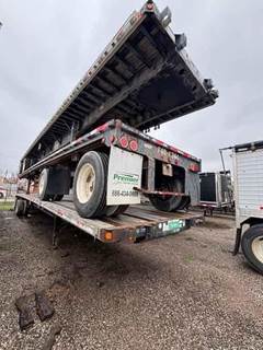 Fontaine 48x102 Tri Axle Combination Flatbed Trailer - Air Ride, Fixed Spread Axle