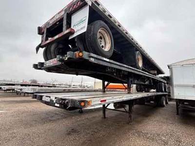 Fontaine 48x102 Tri Axle Combination Flatbed Trailer - Air Ride, Fixed Spread Axle