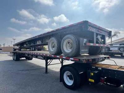 Fontaine 48x102 Steel Flatbed Trailer - Air Ride