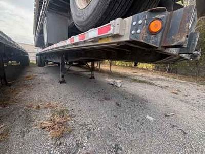Great Dane 48x102 Combination Flatbed Trailer - Air Ride, Fixed Spread Axle