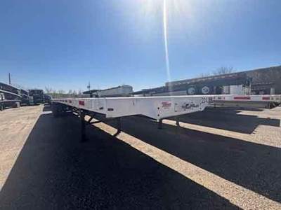 Transcraft 48x102 Combination Flatbed Trailer - Air Ride, Sliding Axle