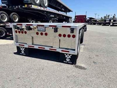 WILSON 48 COMBINATION SPREAD AXLE (SET TO REAR) FLATBED Flatbed Trailer