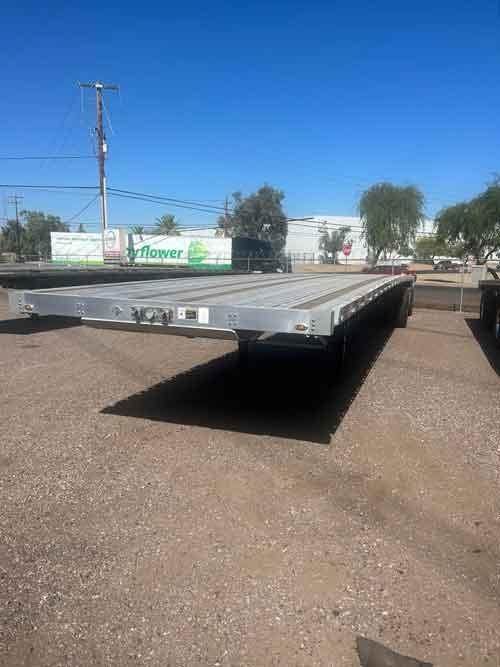 2025 Wilson 45 ALUMINUM SPREAD AXLE (SET TO REAR) FLATBED Flatbed