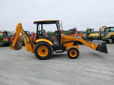 JCB MIDI CX Backhoe