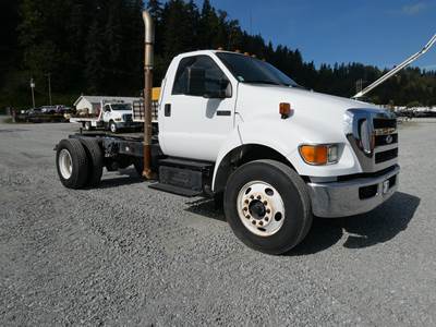 Ford F-650 Cab & Chassis Truck - Cummins, 325HP, Automatic