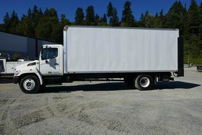 Hino 338 Box Truck - 260HP, Automatic, Liftgate