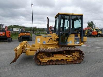 Komatsu D21P-8 Dozer
