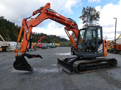 Hitachi ZX75UR-5B Excavator