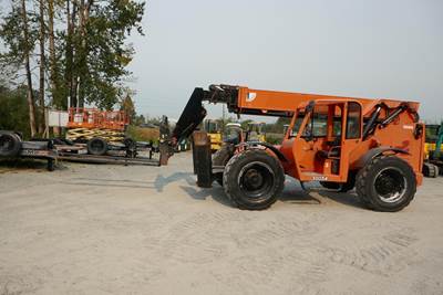 SkyTrak 10054 Telehandler - 1000lb Capacity, 54ft Lift Height
