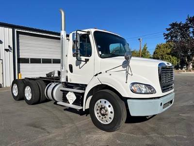 Freightliner M2 112 Tandem Axle Cab & Chassis Truck - Detroit, 410HP, 10 Speed Autoshift Amt