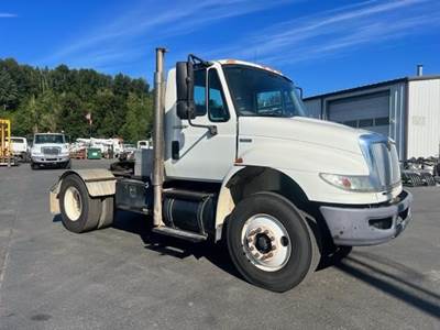 International DuraStar 4400 Single Axle Day Cab Truck - DT466 285HP, 6 Speed Allison Hs Automatic