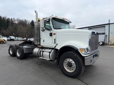International Paystar 5900 Day Cab Truck - Cummins 410HP, 6 Speed Allison Rds Automatic