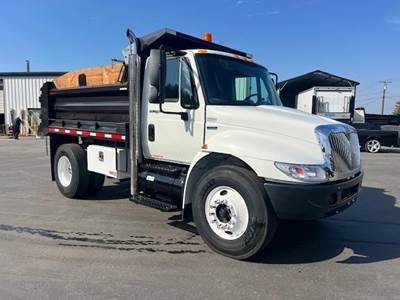 International DuraStar 4300 Single Axle Dump Truck - MAXXFORCE GDT225 225HP, 5 Speed Allison Rds Automatic, 10' Dump