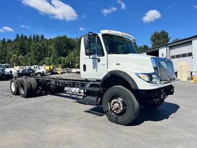 International WorkStar 7600 Dump Truck - Cummins 335HP, 5 Speed Allison Rds Automatic, 18' Dump