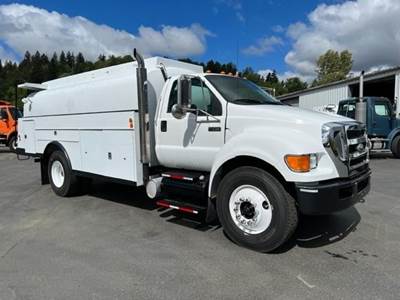 Ford F-750 Single Axle Fuel & Lube Truck - Cummins, 245HP