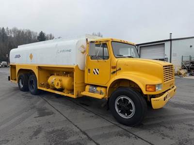International 4900 Tandem Axle Fuel & Lube Truck - DT466, 210HP, Automatic