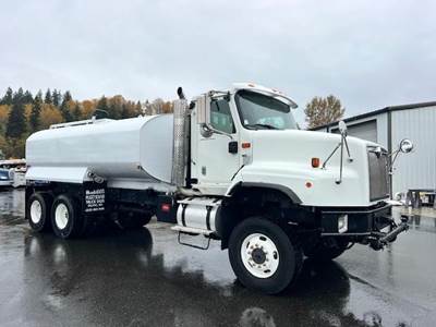 International Paystar 5600 4000 Gallon Water Truck - Cummins 370HP, 5 Speed Allison Rds Automatic